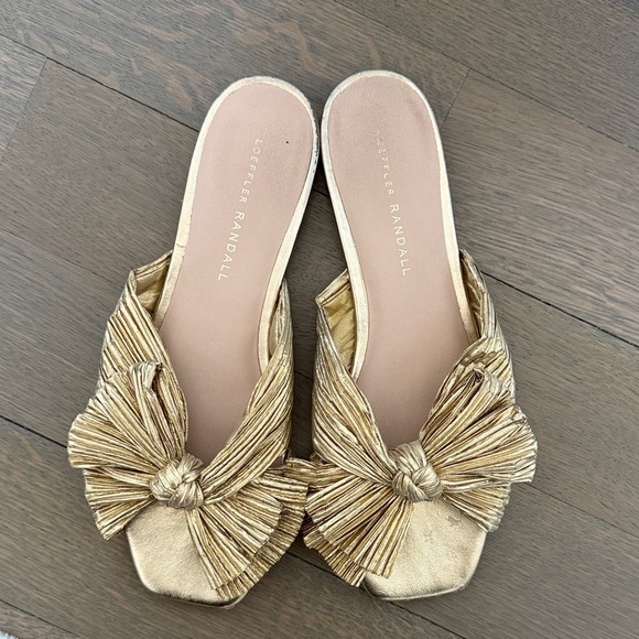 Loeffler Randall Daphne Gold Pleated Bow Slide size 7.5 - Picture 1 of 5